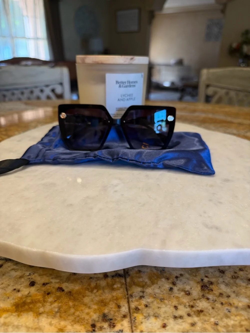 Gucci Black Oversized Square Sunglasses